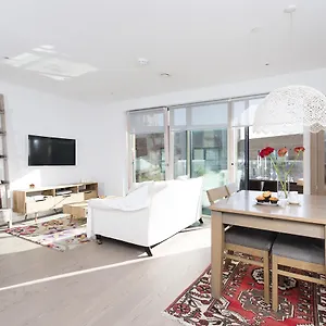  Apartment Stunning 1 Bedroom In Central United Kingdom