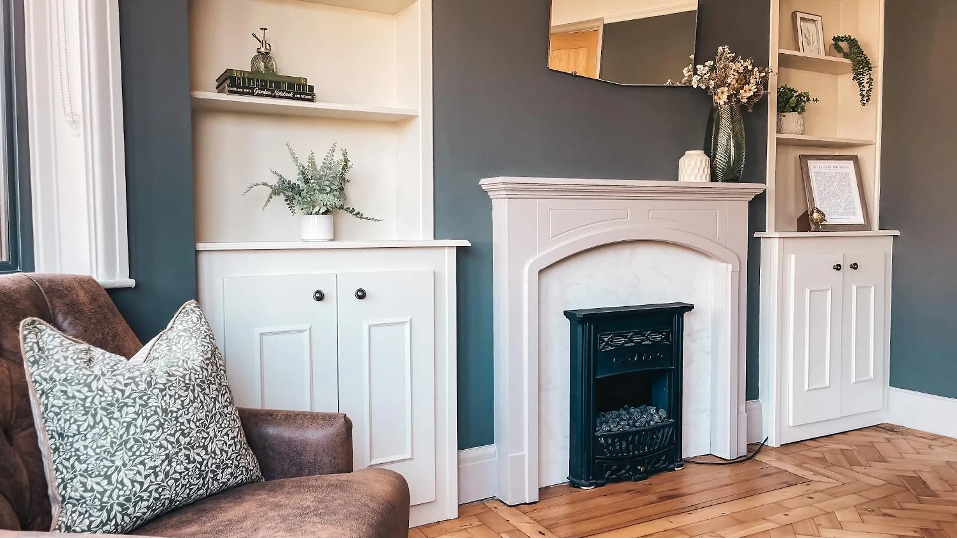 Holiday home Ty Fry Gardens Villa Cardiff United Kingdom